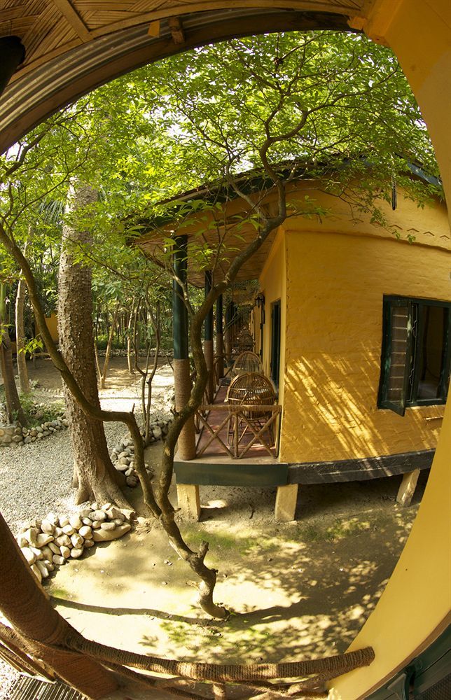 Maruni Sanctuary Lodge By Kgh Group Sauraha Dış mekan fotoğraf