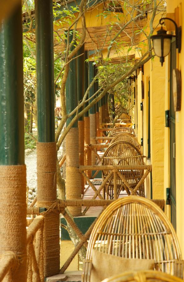 Maruni Sanctuary Lodge By Kgh Group Sauraha Dış mekan fotoğraf
